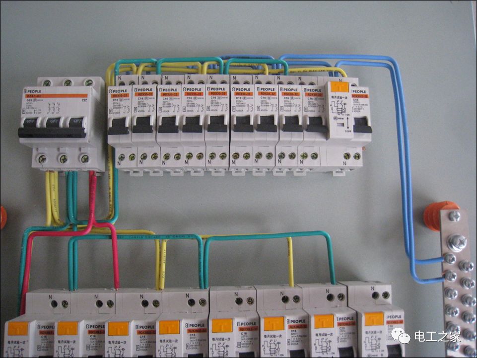 圖片和文字告訴你如何做好配電箱內部布線